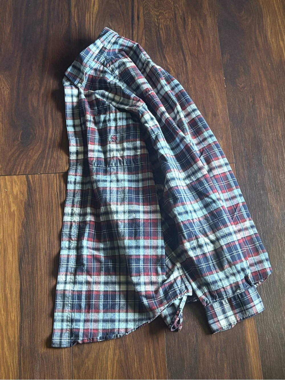 Cinch Shirt Men's Medium Red Plaid Long Sleeve Button Down Logo Pocket Cotton